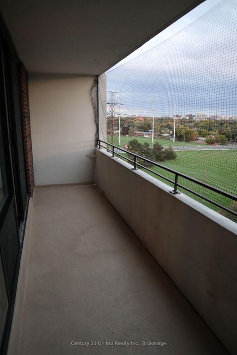 Photo 8 at 1011 - 101 Prudential Drive, Dorset Park, Toronto