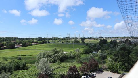Photo 10 at 1011 - 101 Prudential Drive, Dorset Park, Toronto