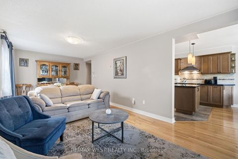 Photo 7 at 149 Deerglen Terrace, Aurora Grove, Aurora