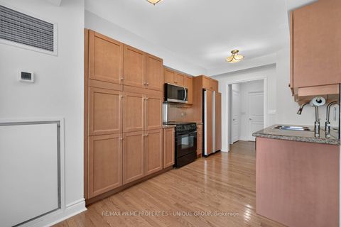 Photo 13 at 317 - 10 Delisle Avenue, St. Clair, Toronto