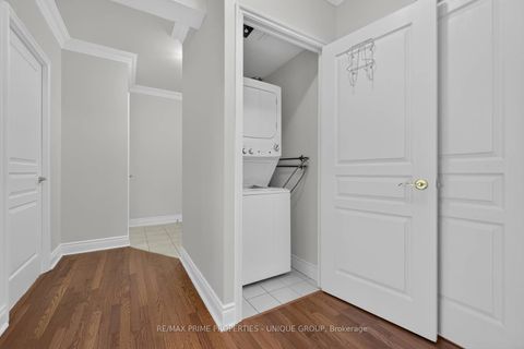 Photo 25 at 317 - 10 Delisle Avenue, St. Clair, Toronto