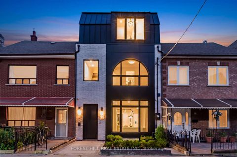 Photo 1 at 21 Foxley Street, Bellwoods, Toronto
