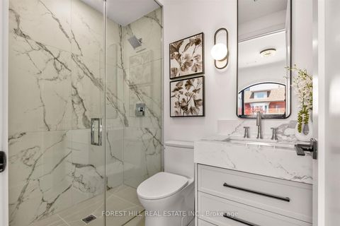 Photo 23 at 21 Foxley Street, Bellwoods, Toronto