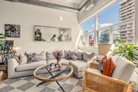 Photo 4 at 518 - 700 King Street W, Niagara, Toronto