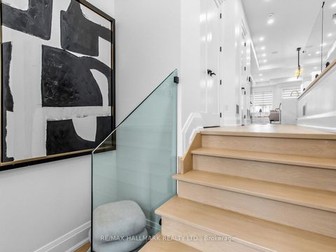 Photo 4 at 34 Roosevelt Road, East York, Toronto