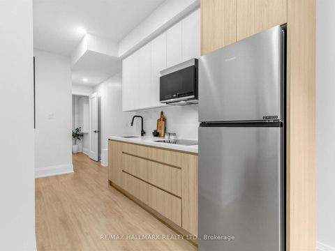 Photo 40 at 34 Roosevelt Road, East York, Toronto