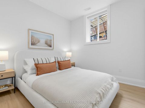 Photo 41 at 34 Roosevelt Road, East York, Toronto