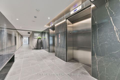 Photo 1 at 914 - 95 Bathurst Street, Waterfront Communities C1, Toronto