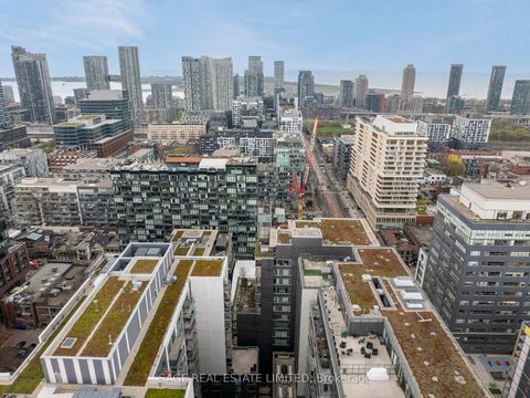 Photo 13 at 914 - 95 Bathurst Street, Waterfront Communities C1, Toronto