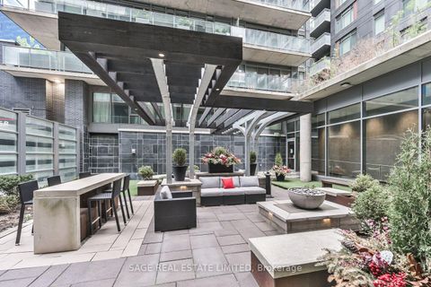 Photo 16 at 914 - 95 Bathurst Street, Waterfront Communities C1, Toronto