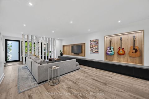 Photo 8 at 309 Wychwood Avenue, Cedarvale, Toronto