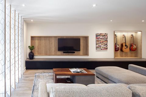 Photo 9 at 309 Wychwood Avenue, Cedarvale, Toronto
