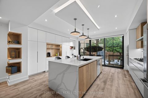 Photo 11 at 309 Wychwood Avenue, Cedarvale, Toronto