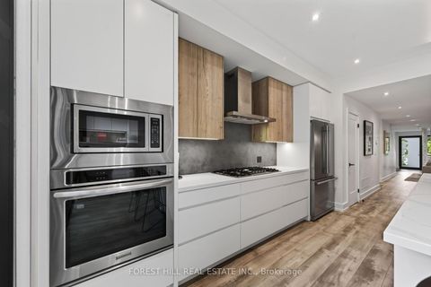 Photo 15 at 309 Wychwood Avenue, Cedarvale, Toronto