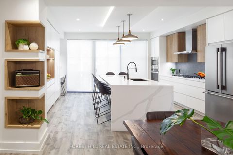 Photo 19 at 309 Wychwood Avenue, Cedarvale, Toronto