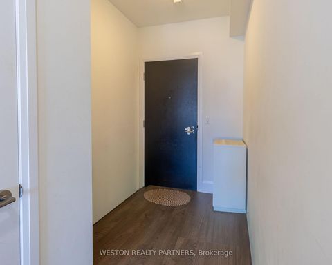 Photo 5 at 1110 - 101 Erskine Avenue, Mount Pleasant West, Toronto