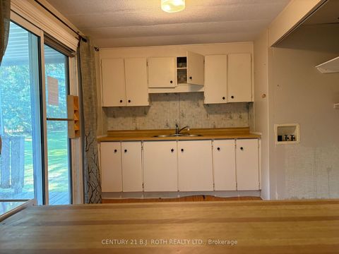 Photo 7 at 9 Cherrywood Lane, Rural Innisfil, Innisfil