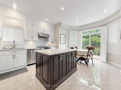 Photo 8 at 37 Timbercreek Court, L'Amoreaux, Toronto