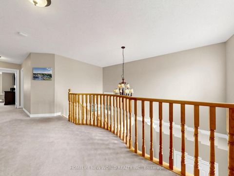 Photo 16 at 37 Timbercreek Court, L'Amoreaux, Toronto