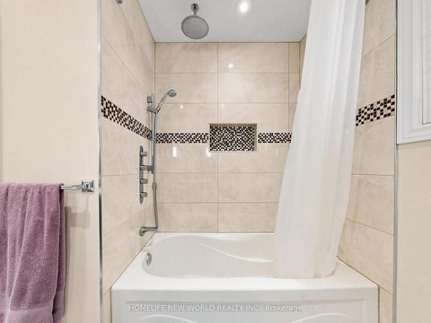 Photo 25 at 37 Timbercreek Court, L'Amoreaux, Toronto