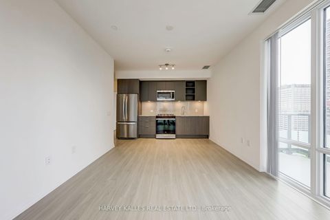 Photo 4 at PH03 - 25 Holly Street, Mount Pleasant West, Toronto
