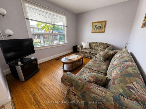 Photo 7 at 442 Northcliffe Boulevard, Oakwood Village, Toronto