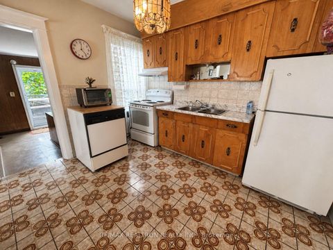 Photo 20 at 442 Northcliffe Boulevard, Oakwood Village, Toronto
