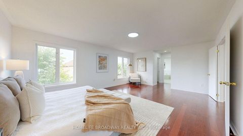 Photo 25 at 11 Melbourne Drive, Rouge Woods, Richmond Hill