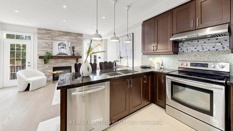 Photo 12 at 103 Alexie Way, Vellore Village, Vaughan