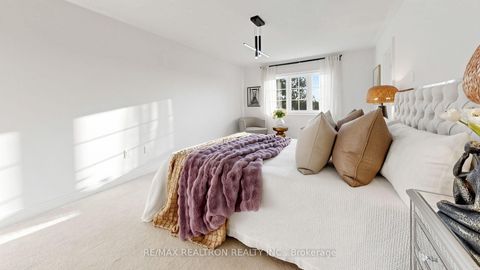 Photo 28 at 103 Alexie Way, Vellore Village, Vaughan