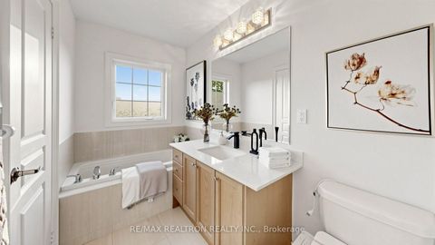 Photo 29 at 103 Alexie Way, Vellore Village, Vaughan