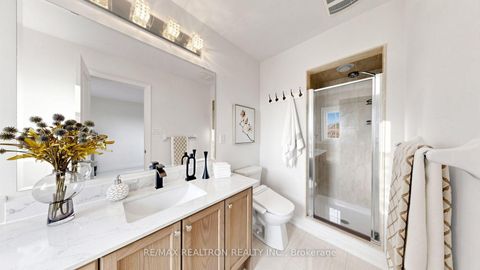 Photo 36 at 103 Alexie Way, Vellore Village, Vaughan