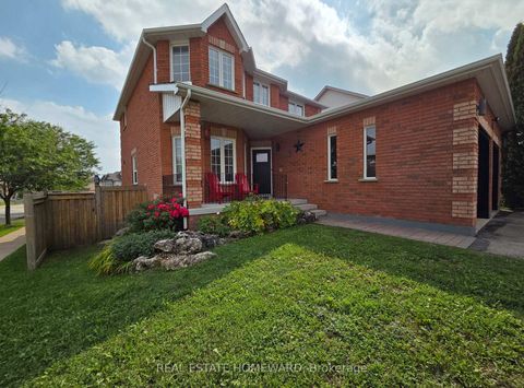 Photo 2 at 139 Birkhall Place, Shore, Barrie
