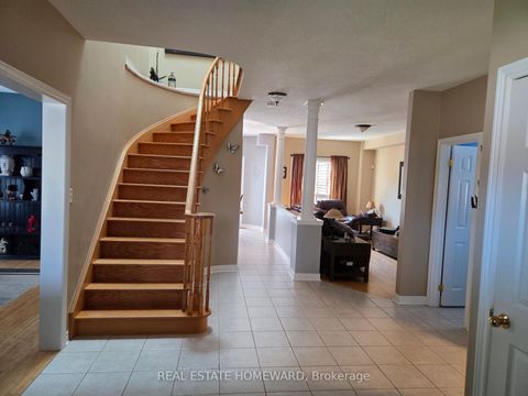 Photo 3 at 139 Birkhall Place, Shore, Barrie