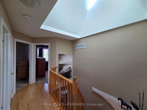 Photo 13 at 139 Birkhall Place, Shore, Barrie