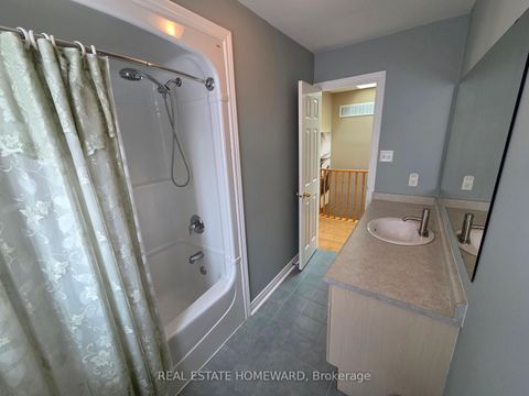 Photo 16 at 139 Birkhall Place, Shore, Barrie