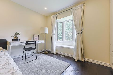 Photo 27 at 33 Deerford Road, Don Valley Village, Toronto