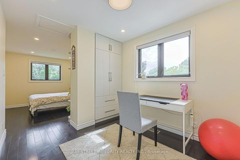 Photo 28 at 33 Deerford Road, Don Valley Village, Toronto