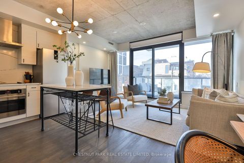 Photo 1 at 434 - 461 Adelaide Street W, Waterfront Communities C1, Toronto