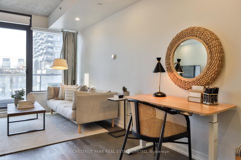 Photo 11 at 434 - 461 Adelaide Street W, Waterfront Communities C1, Toronto