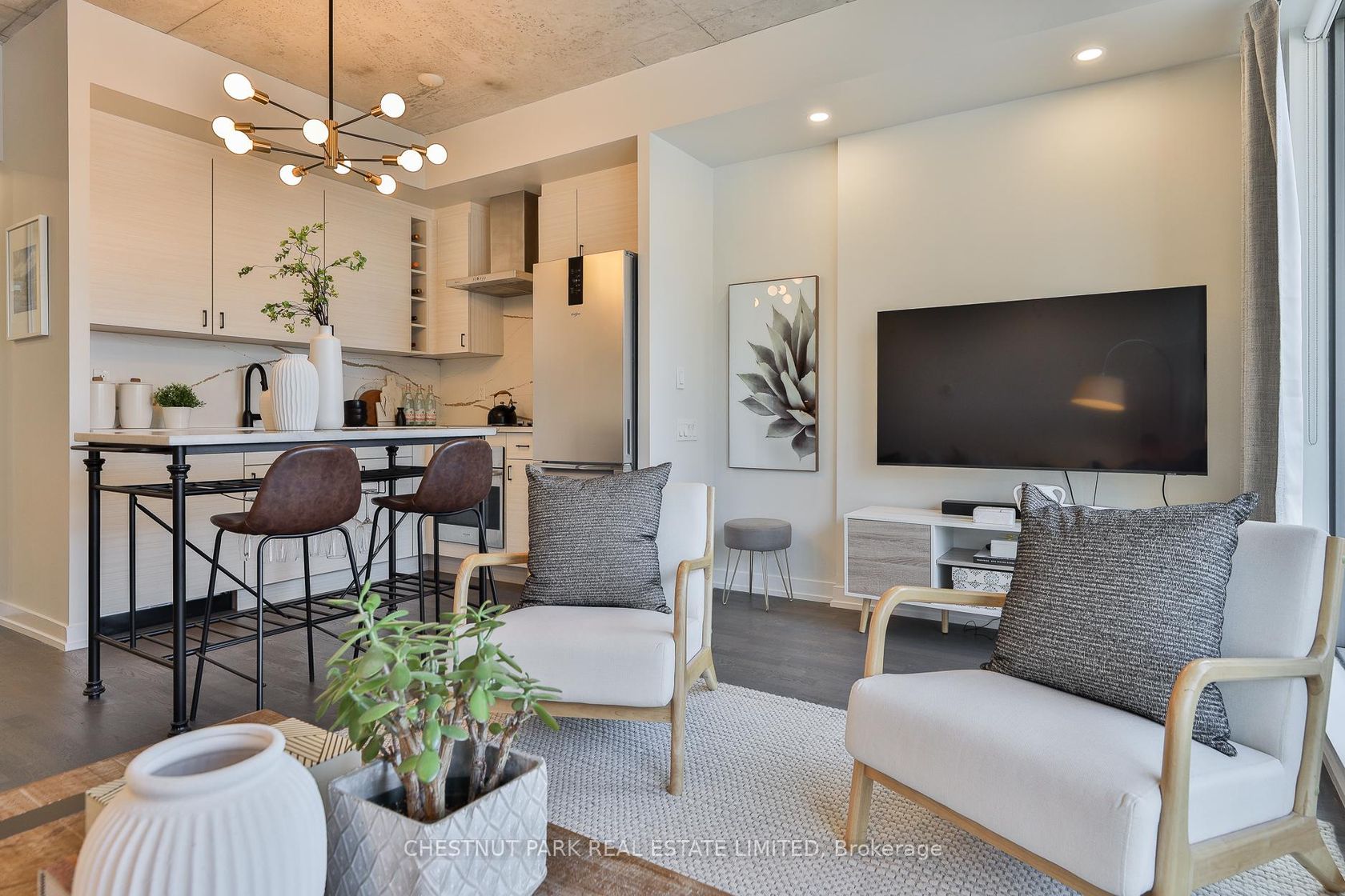 434 - 461 Adelaide Street W, Waterfront Communities C1, Toronto photo number 2