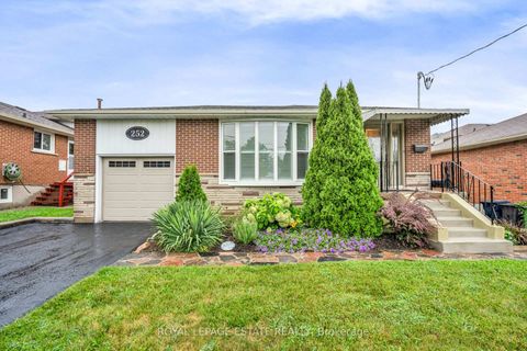 Photo 0 at 252 Brimorton Drive, Woburn, Toronto