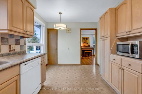 Photo 7 at 252 Brimorton Drive, Woburn, Toronto