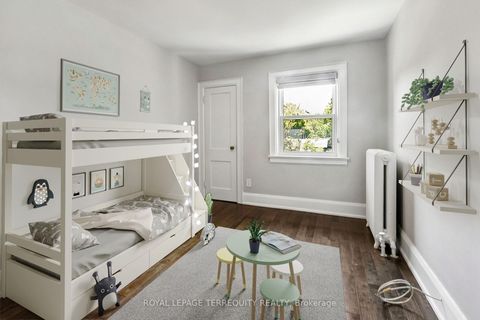 Photo 6 at 407 Annette Street, Bloor West Village, Toronto