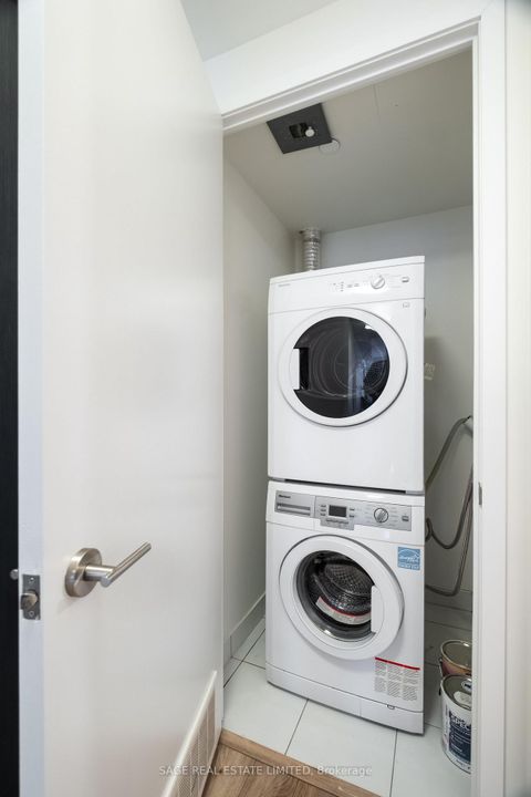 Photo 15 at 214 - 106 Dovercourt Road, Bellwoods, Toronto