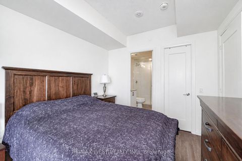 Photo 3 at 1502 - 8960 Jane Street, Vellore Village, Vaughan