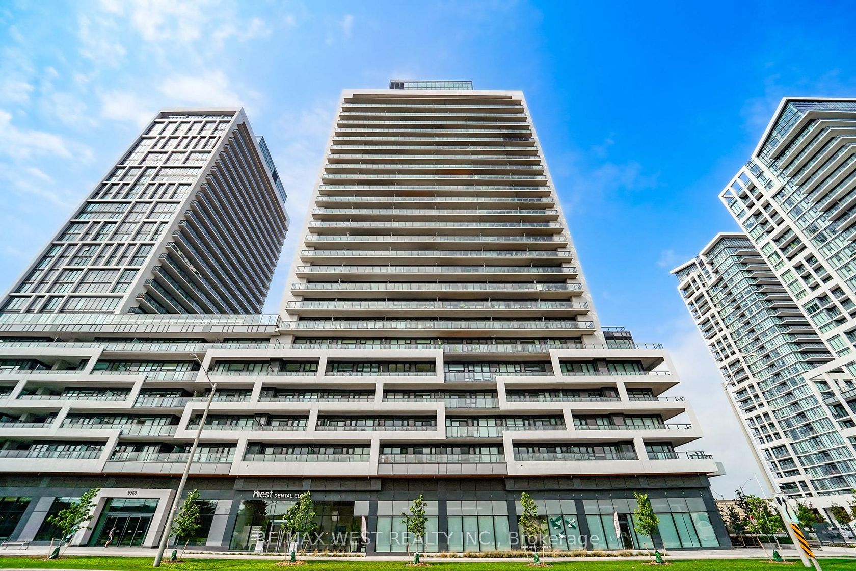 1502 - 8960 Jane Street, Vellore Village, Vaughan photo number 2