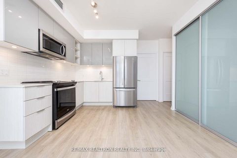 Photo 10 at 1917 - 50 Dunfield Avenue, Mount Pleasant West, Toronto
