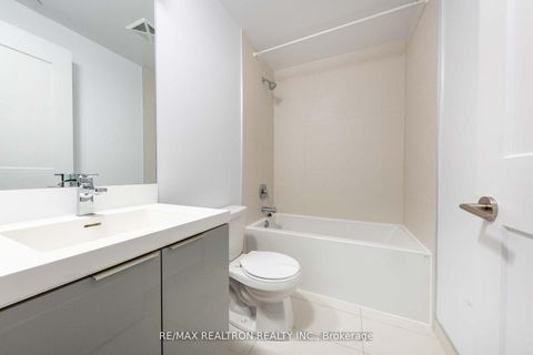 Photo 20 at 1917 - 50 Dunfield Avenue, Mount Pleasant West, Toronto