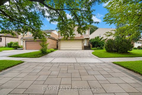 Photo 1 at 61 Wintermute Boulevard, Steeles, Toronto